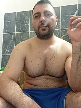 Snapshot of Mirkoxxx@xh chatting on 05-17-26, 08:38 Mirkoxxxxh online show from 05-17-26, 08:38