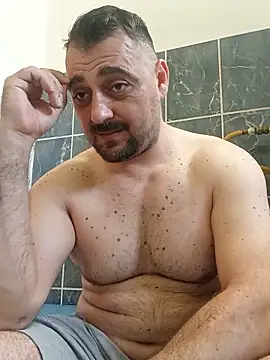 Snapshot of Mirkoxxx@xh chatting on 06-11-26, 09:40 Mirkoxxxxh online show from 06-11-26, 09:40