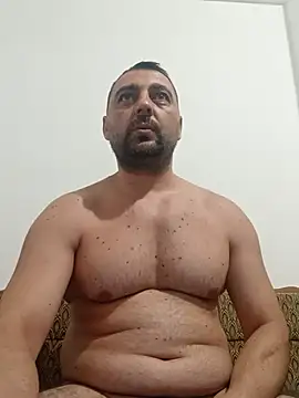 Snapshot of Mirkoxxx@xh chatting on 07-23-26, 07:56 Mirkoxxxxh online show from 07-23-26, 07:56
