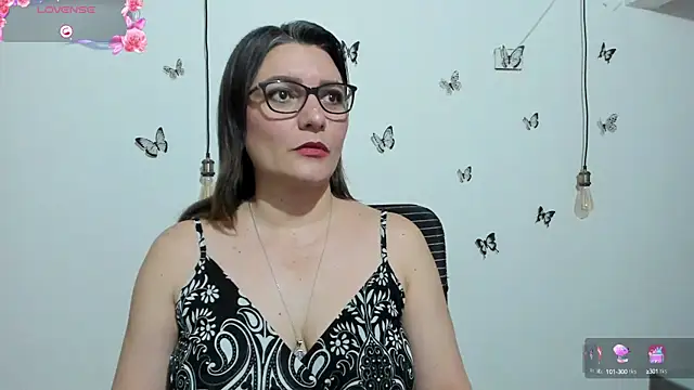 Amie Adams82  online show from 09-22-25, 06:32