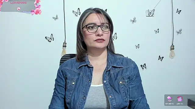 Amie Adams82  online show from 10-14-25, 05:14