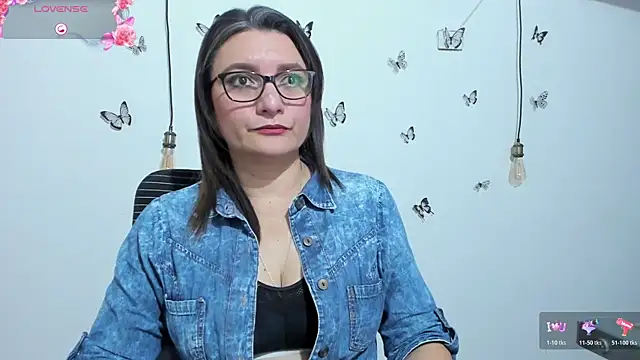 Amie Adams82  online show from 12-03-25, 03:43