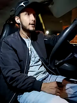 Snapshot of mosmar_20 chatting on 12-24-24, 01:06 mosmar 20 online show from 12-24-24, 01:06