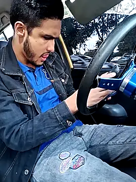 Snapshot of mosmar_20 chatting on 11-08-25, 10:19 mosmar 20 online show from 11-08-25, 10:19