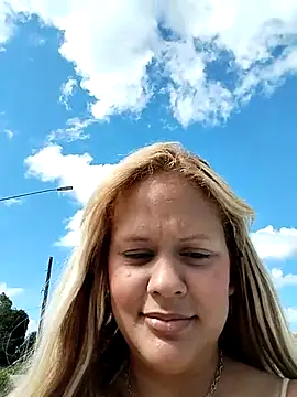 Snapshot of perolaar chatting on 03-21-25, 04:17 perolaar online show from 03-21-25, 04:17