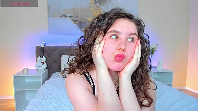 Ariella Sol online show from 01-18-25, 04:15