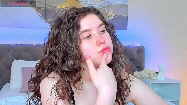 Ariella Sol online show from 01-18-25, 07:17