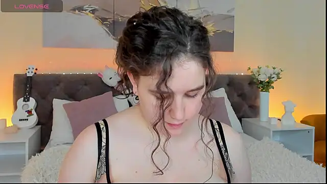 Ariella Sol online show from 01-22-25, 07:14