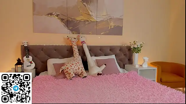 Ariella Sol online show from 03-23-25, 01:09