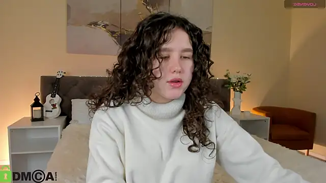 Ariella Sol online show from 10-13-25, 01:05