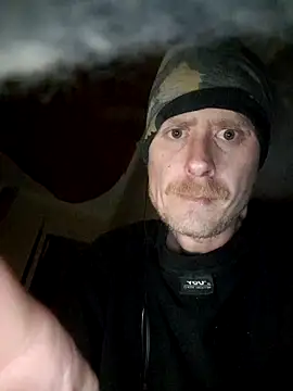 Snapshot of Fred2851 chatting on 03-23-25, 03:54 Fred2851 online show from 03-23-25, 03:54