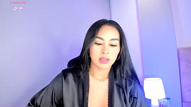 Snapshot of Cameliaa_Smiith chatting on 02-06-25, 07:45 Cameliaa Smiith online show from 02-06-25, 07:45