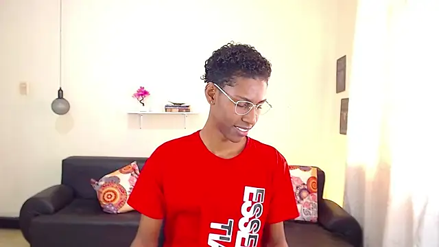 maiki18  online show from 01-22-25, 01:32