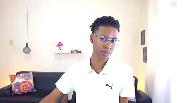 maiki18  online show from 02-12-25, 04:55