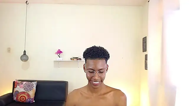 maiki18  online show from 02-24-25, 04:58