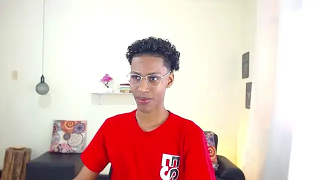 maiki18  online show from 03-06-25, 01:46