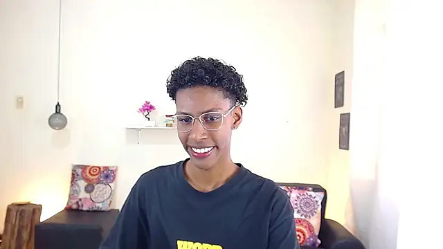 maiki18  online show from 03-13-25, 01:40