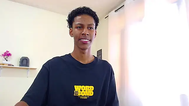 maiki18  online show from 03-21-25, 04:51