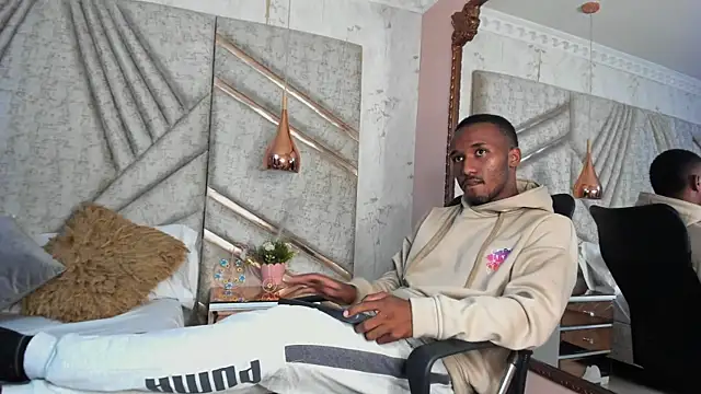 JamesParck online show from 01-19-25, 03:42