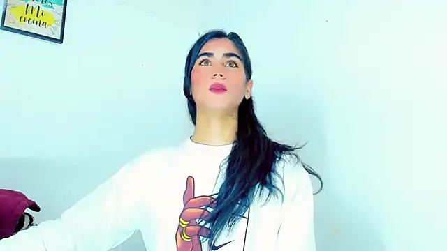 Snapshot of hannabigdirty chatting on 01-03-25, 07:27 hannabigdirty online show from 01-03-25, 07:27