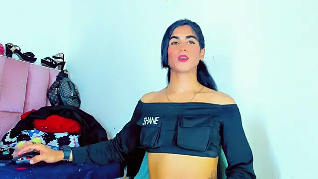 Snapshot of hannabigdirty chatting on 02-18-25, 01:10 hannabigdirty online show from 02-18-25, 01:10