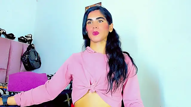 Snapshot of hannabigdirty chatting on 02-23-25, 01:21 hannabigdirty online show from 02-23-25, 01:21