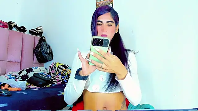 Snapshot of hannabigdirty chatting on 02-27-25, 07:12 hannabigdirty online show from 02-27-25, 07:12