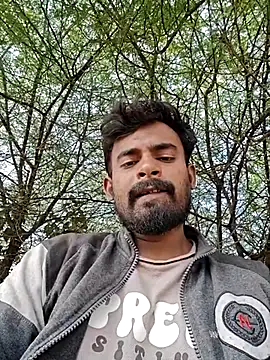 Snapshot of rayhan085 chatting on 11-21-25, 09:08 rayhan085 online show from 11-21-25, 09:08