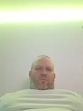 ShyBoy1982 online show from 05-02-26, 10:59