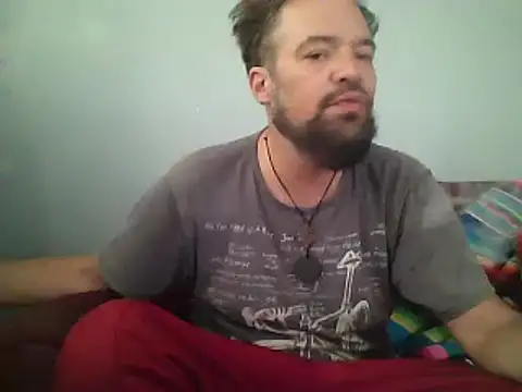 Snapshot of LECHEBALLS chatting on 03-13-25, 06:01 LECHEBALLS online show from 03-13-25, 06:01