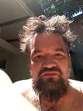 Snapshot of LECHEBALLS chatting on 03-20-25, 05:47 LECHEBALLS online show from 03-20-25, 05:47