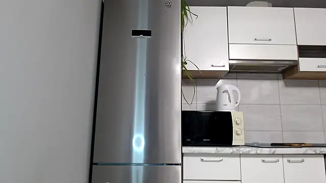 SierraSky  online show from 11-07-25, 06:08