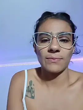 Leslly  online show from 07-19-26, 05:22