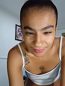 Leslly  online show from 07-19-26, 10:57