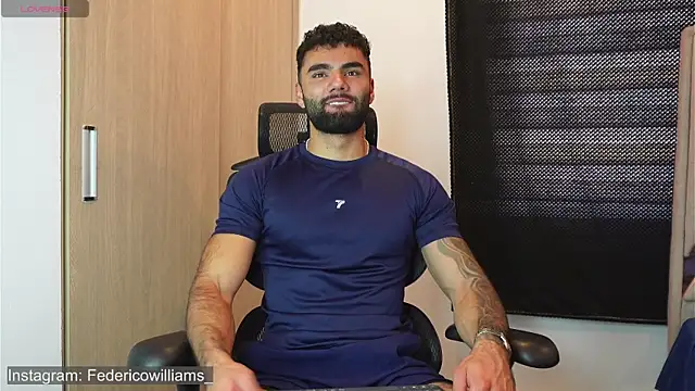 Snapshot of Derek_w chatting on 11-07-25, 07:36 Derek w online show from 11-07-25, 07:36