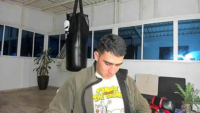 owengray2n online show from 12-08-24, 03:10