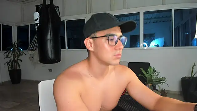 owengray2n online show from 12-09-24, 03:40