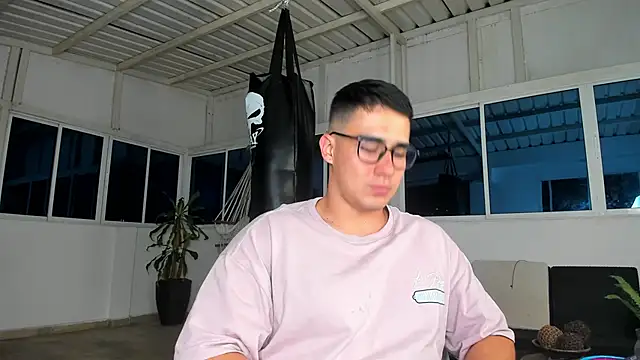 owengray2n online show from 12-30-24, 01:48