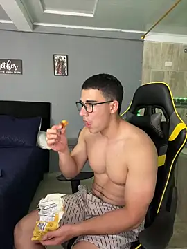 owengray2n online show from 02-09-25, 03:53