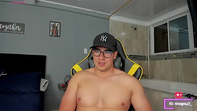 owengray2n online show from 03-08-25, 04:56