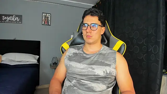 owengray2n online show from 10-07-25, 01:47