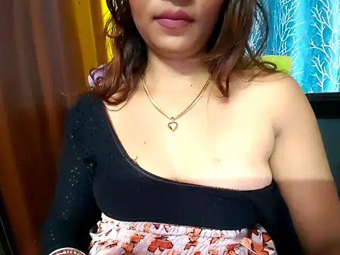 Snapshot of cutesoma2 chatting on 11-24-25, 05:56 cutesoma2 online show from 11-24-25, 05:56