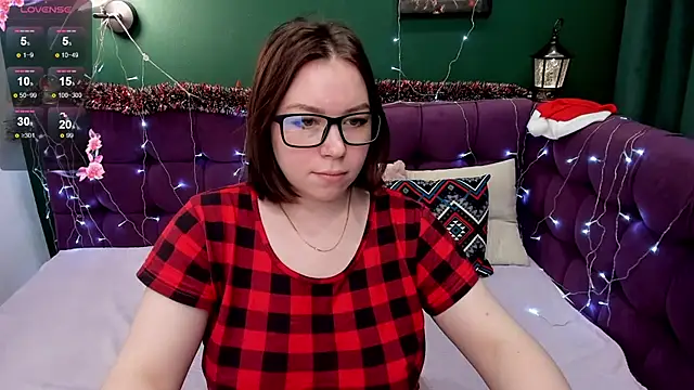 Snapshot of Emily_Amorre chatting on 12-30-24, 04:09 Emily Amorre online show from 12-30-24, 04:09