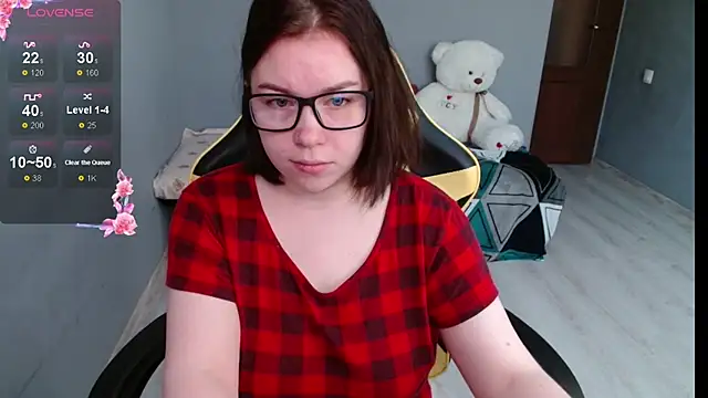 Snapshot of Emily_Amorre chatting on 09-25-25, 01:09 Emily Amorre online show from 09-25-25, 01:09