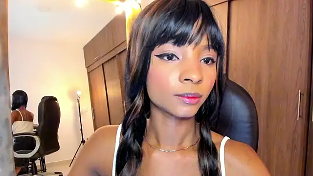 Snapshot of alikahouston4 chatting on 02-25-25, 04:35 alikahouston4 online show from 02-25-25, 04:35