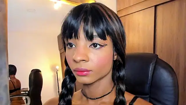 Snapshot of alikahouston4 chatting on 03-14-25, 04:54 alikahouston4 online show from 03-14-25, 04:54