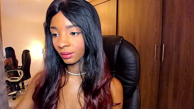 Snapshot of alikahouston4 chatting on 09-14-25, 03:49 alikahouston4 online show from 09-14-25, 03:49