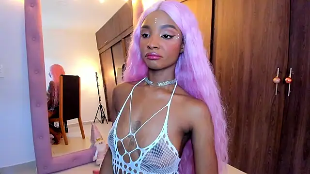 Snapshot of alikahouston4 chatting on 12-22-25, 03:25 alikahouston4 online show from 12-22-25, 03:25