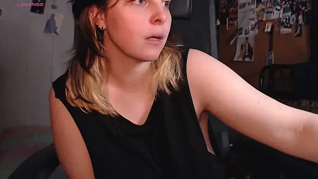 Saya sweet online show from 05-03-26, 10:27