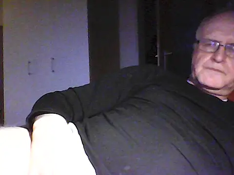 Milkasahne64 online show from 03-09-26, 05:50